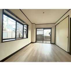 パレ・ルミエールのサムネイル