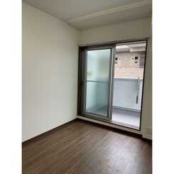 ルナ・戸田のサムネイル