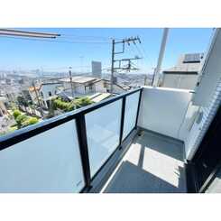 プレール・ドゥーク横浜杉田のサムネイル