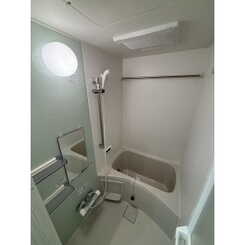 クレール　パインツリーのサムネイル