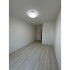 クレール　パインツリーのサムネイル