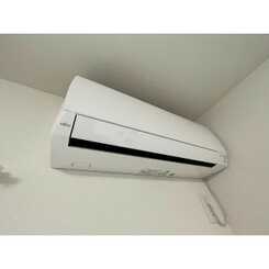 Clair Blancのサムネイル