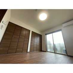 Clair Blancのサムネイル