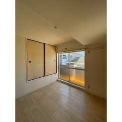 シャルム江戸川台B棟のサムネイル