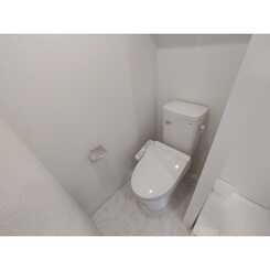 プレール・ドゥーク方南町のサムネイル