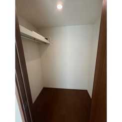 ラ・アンブルのサムネイル