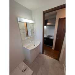 ラ・アンブルのサムネイル