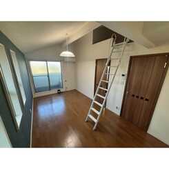 ラ・アンブルのサムネイル