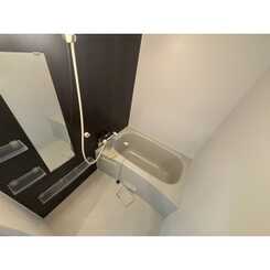 ラ・アンブルのサムネイル