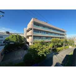 ラ・アンブルのサムネイル