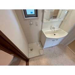 ラ・アンブルのサムネイル