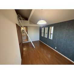 ラ・アンブルのサムネイル