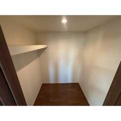 ラ・アンブルのサムネイル