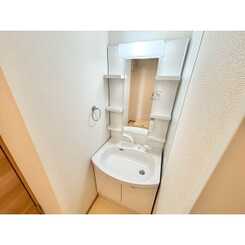 Amour RITAのサムネイル