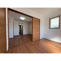 アムール　アピスのサムネイル