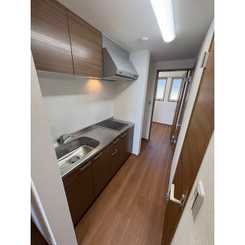 アムール　アピスのサムネイル