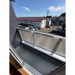 アムール　アピスのサムネイル