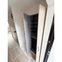 S-harbar Lagoon上永谷のサムネイル