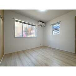 ラフィーネ三ツ沢南町のサムネイル