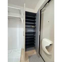 ラフィーネ三ツ沢南町のサムネイル