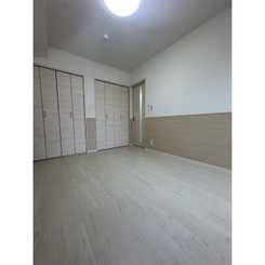 La　Libeｌｌule　二本榎のサムネイル