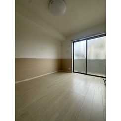 La　Libeｌｌule　二本榎のサムネイル