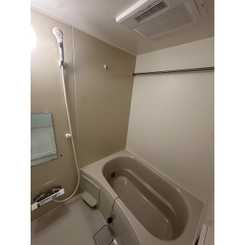 La　Libeｌｌule　二本榎のサムネイル