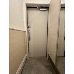 La　Libeｌｌule　二本榎のサムネイル