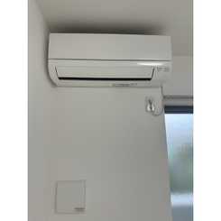 La　Libeｌｌule　二本榎のサムネイル