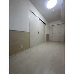 La　Libeｌｌule　二本榎のサムネイル