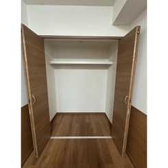 La　Libeｌｌule　二本榎のサムネイル