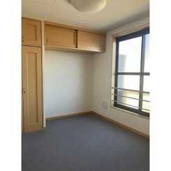 N KOMATUYAのサムネイル