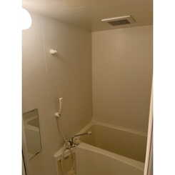 Merciのサムネイル