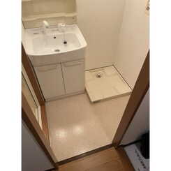 Merciのサムネイル