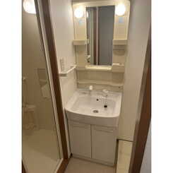 Merciのサムネイル