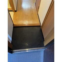 Merciのサムネイル