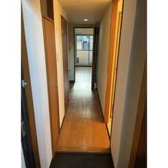 Merciのサムネイル