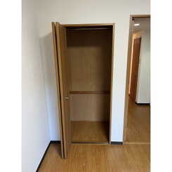 Merciのサムネイル