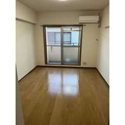 Merciのサムネイル