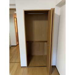 Merciのサムネイル