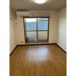 Merciのサムネイル