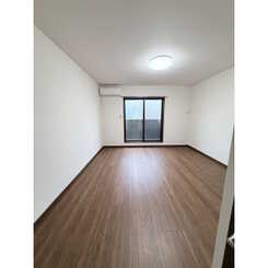 アムール　サヴァのサムネイル