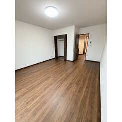 アムール　サヴァのサムネイル