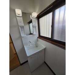 熊谷市本石2丁目貸家のサムネイル