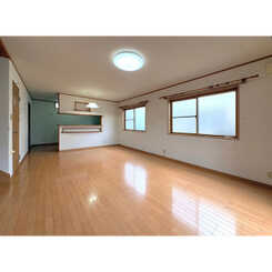 留ヶ谷小野貸家のサムネイル