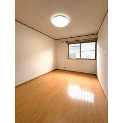 留ヶ谷小野貸家のサムネイル