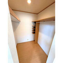 留ヶ谷小野貸家のサムネイル