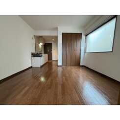 Tiffany　Heightsのサムネイル