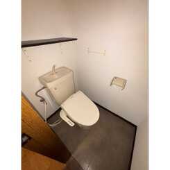 Tiffany　Heightsのサムネイル