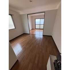 Tiffany　Heightsのサムネイル